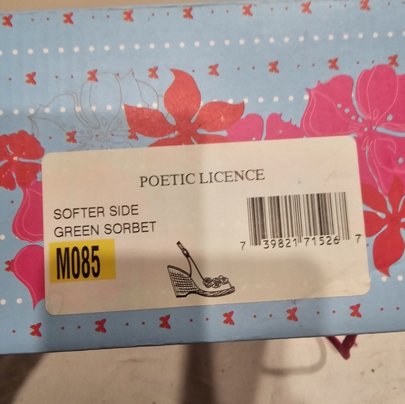 Poetic Licence Softer side green sorbet Peep Slingback Wedge 8.5M New in Box - Picture 3 of 13